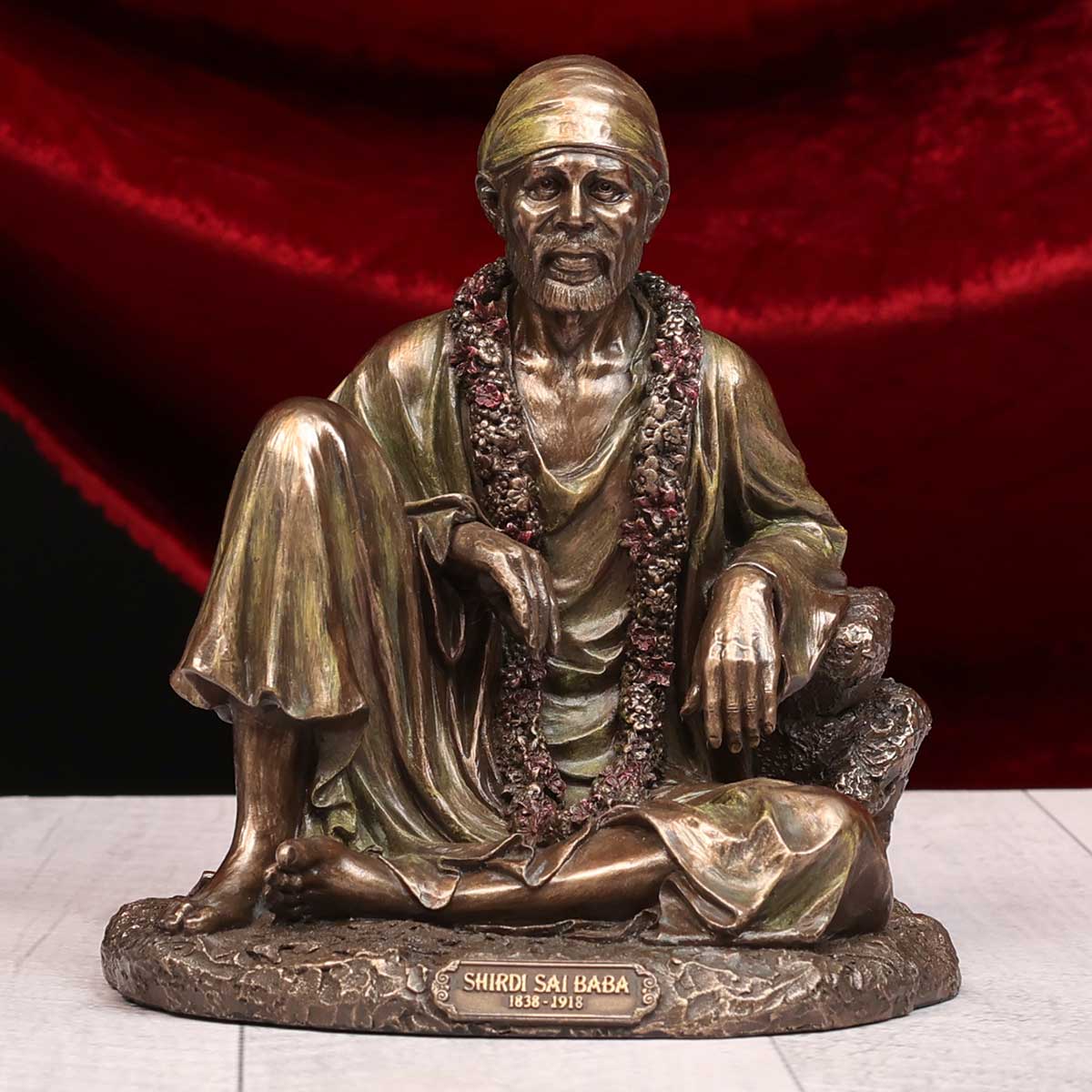 Lord Sai Baba Sitting Asana Made of Bronze Composite - 5.5 x 4.5 x 6 inch, 1 kg